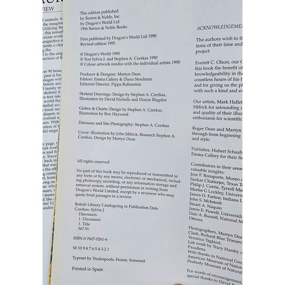 Dinosaurs a Global View by Sylvia and Stephen Czerkas 1996 Hardcover Book - Picture 5 of 7